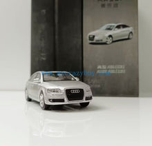 Load image into Gallery viewer, Masdi 1:64 Silver A6L C6 Classic Sedan Sports Model Diecast Metal Car New Collection