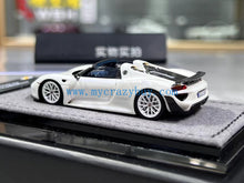 Load image into Gallery viewer, Halo 1:64 White 918 Spyder Sports Model Diecast Resin Car New Collection