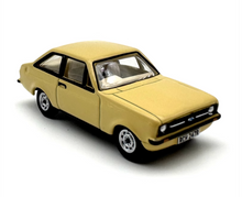 Load image into Gallery viewer, 1:76 Beige Escort MK2 Sports Model Diecast Metal Car New Collection