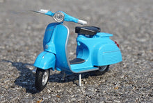 Load image into Gallery viewer, WELLY 1:18 1970 150CC Sports Classic Vintage Model Diecast Metal Motorcycle