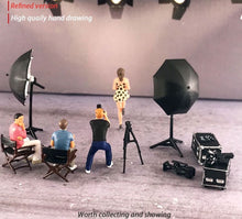Load image into Gallery viewer, 1:64 Painted Figure Mini Model Miniature Resin Diorama Shotting Director Model