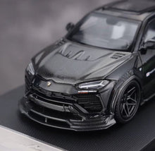 Load image into Gallery viewer, Flame 1:64 Black Carbon URUS Widebody SUV Sports Model Diecast Metal Car New Collection