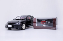 Load image into Gallery viewer, MH 1:18 Black JDM Civic Type R EK9 Hatchback Engine Model Diecast Metal Car