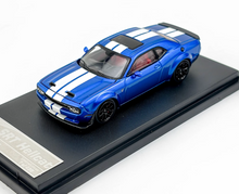 Load image into Gallery viewer, SH 1:64 Blue Stripe SRT Hellcat Muscle Sports Model Diecast Metal Car New Collection