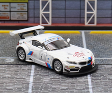 Load image into Gallery viewer, Maxwell 1:64 White Z4 GT3 Racing #1 Sports Model Diecast Metal Car New Collection