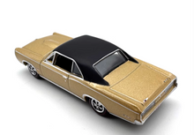 Load image into Gallery viewer, 1:87 Gold Pontiac GTO Coupe Classic Sports Model Diecast Metal Car New Collection