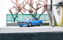 Load image into Gallery viewer, SW 1:64 Blue E24 635 CSI Couple Classic Sports Model Diecast Metal Car New