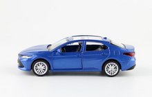 Load image into Gallery viewer, CCA 1:43 TOYOTA Camry Sedan Sports Model Toy Diecast Metal Car BN