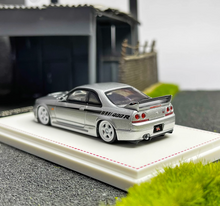Load image into Gallery viewer, FH 1:64 JDM Nismo Skyline GTR R33 400R Racing Sports Model Diecast Metal Car