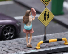 Load image into Gallery viewer, 1:64 Painted Figure Model Miniature Resin Diorama Toy Sand Pretty Girl With Hat