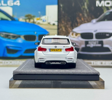 Load image into Gallery viewer, Mortal 1:64 White F81 M3 CS Touring Wagon Sports Model Diecast Metal Car New Collection