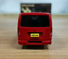 Load image into Gallery viewer, Masdi 1:64 2010 Black Advan Hiace Van MPV Sports Model Diecast Metal Car New Collection
