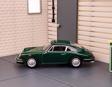 Load image into Gallery viewer, MINIGT 1:64 1964 Green 911 Classic Vintage Sports Model Diecast Metal Car New