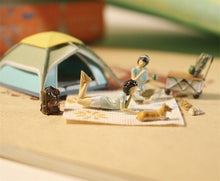 Load image into Gallery viewer, 1:64 Painted Figure Model Miniature Resin Diorama Sand Outdoor Camping picnic