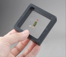 Load image into Gallery viewer, 1:64 Painted Figure Mini Model Toy Miniature Car Scenes Resin Kneeling Girl Lady