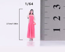 Load image into Gallery viewer, 1:64 Painted Figure Model Miniature Resin Diorama Toy Casual Boy Pink Dress Girl