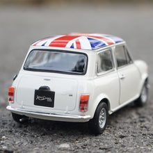 Load image into Gallery viewer, WELLY 1:24 Mini Copper 1300 Classic Sports Model Diecast Metal Car Display