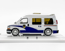 Load image into Gallery viewer, GOC 1:64 White Police GMC Savana Cutaway Van MPV Model Diecast Metal Car New Collection
