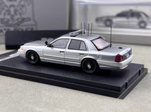 Load image into Gallery viewer, Rollin 1:64 CSP Connecticut Police CROWN VICTORIA CV Model Diecast Metal Car