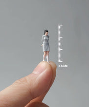 Load image into Gallery viewer, 1:64 Painted Figure Mini Model Miniature Resin Diorama Sand Grey Dress Girl Toy New