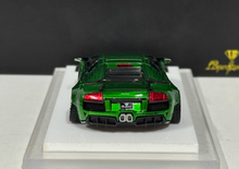 Load image into Gallery viewer, Onemodel 1:64 Green LP670-4 Murcielago LB Sports Model Diecast Resin Car New Collection