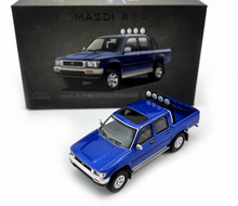 Load image into Gallery viewer, Masdi 1:64 Blue 1994 Hilux LN107 Pickup Cab Truck Model Diecast Metal Car New Collection