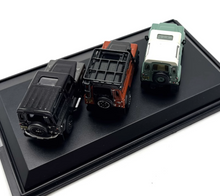 Load image into Gallery viewer, 1:76 Set of 3 Defender 90 SUV Off Road Classic Model Diecast Metal Car