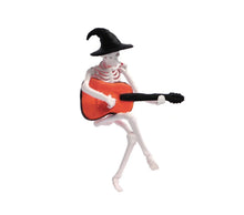Load image into Gallery viewer, 1:64 Painted Figure Model Miniature Resin Diorama Toy Sand White Skull Hat
