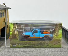Load image into Gallery viewer, Autobots 1:64 Gulf Land Cruiser LC79 Pickup Truck Model Diecast Metal Car New