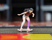 Load image into Gallery viewer, 1:64 Painted Figure Model Miniature Resin Diorama Sand Skater Skateboarding Toy New Collection