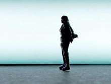 Load image into Gallery viewer, 1:64 Painted Figure Model Miniature Resin Diorama Sand Toy Camo Short Hair Girl