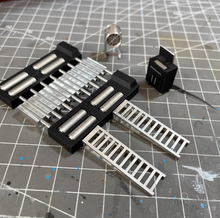 Load image into Gallery viewer, 1:64 Dyno Machine Garage Display Scene Model Resin For Car New