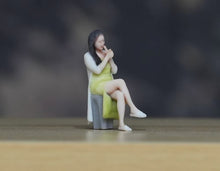 Load image into Gallery viewer, 1:64 Painted Figure Model Miniature Resin Diorama Smoking Sitting Posture Girl
