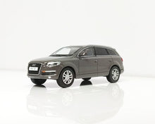 Load image into Gallery viewer, Masdi 1:64 2008 Brown Q7 FSI Quattro SUV Sports Model Diecast Metal Car New Collection