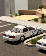 Load image into Gallery viewer, Rollin 1:64 Arkansas ASP Police CROWN VICTORIA CV Model Diecast Metal Car New Collection
