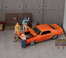 Load image into Gallery viewer, 1:64 Painted Figure Model Miniature Resin Diorama Sand Toy Street Young Man Boy