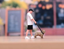 Load image into Gallery viewer, 1:64 Painted Figure Model Miniature Resin Diorama Sand Camera Walking Dog Man