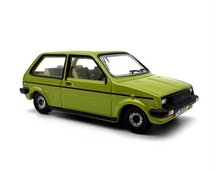 Load image into Gallery viewer, 1:76 Green Austin Mini Metro Classic Hatchback Model Diecast Metal Car New Collection