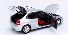 Load image into Gallery viewer, MH 1:18 Silver JDM Civic Type R EK9 Hatchback Engine Model Diecast Metal Car
