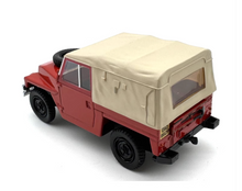Load image into Gallery viewer, 1:43 1968 Land Rover Light SUV Off Road Classic Model Diecast Metal Car New