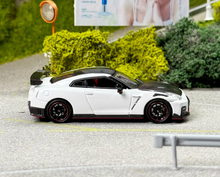 Load image into Gallery viewer, Inno 1:64 JDM White Carbon GT-R R35 NISMO Sports Model Diecast Metal Car New Collection
