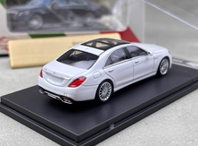 Load image into Gallery viewer, King 1:64 White S65L AMG W222 V12 Sedan Sports Model Diecast Metal Car New Collection