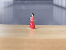 Load image into Gallery viewer, 1:64 Painted Figure Model Miniature Resin Diorama Sand Chinese Style Girl Kid