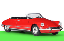 Load image into Gallery viewer, WELLY 1:24 DS 19 Cabriolet Convertible Sports Model Diecast Metal Car Display