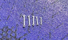 Load image into Gallery viewer, 1:64 Painted Figure Model Miniature Resin Sand Tool Cart Hammer Wrench Set Toy Collection