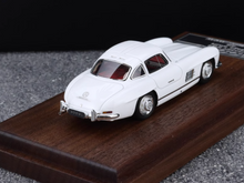 Load image into Gallery viewer, MY64 1:64 White 1954 AMG 300SL W198 Classic Sport Model Diecast Resin Car New Collection