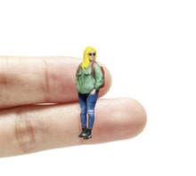 Load image into Gallery viewer, 1:64 Painted Figure Mini Model Miniature Resin Diorama Girl Yellow Hair Lady