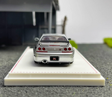 Load image into Gallery viewer, FH 1:64 JDM Nismo Skyline GTR R33 400R Racing Sports Model Diecast Metal Car