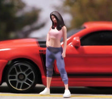 Load image into Gallery viewer, 1:64 Painted Figure Model Miniature Resin Diorama Sand Standing Posture Girl Toy