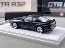 Load image into Gallery viewer, FH 1:64 Black Skyline GTR R32 Nismo S-Tune Sports Model Diecast Metal Car New Collection